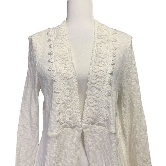 🆕 Suzanne Betro White Lace Accent Open Cardigan - Picture 10 of 10